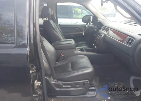 2013 Chevrolet Suburban 1500 Lt из США, поврежденный, VIN 1GNSCJE00DR337906